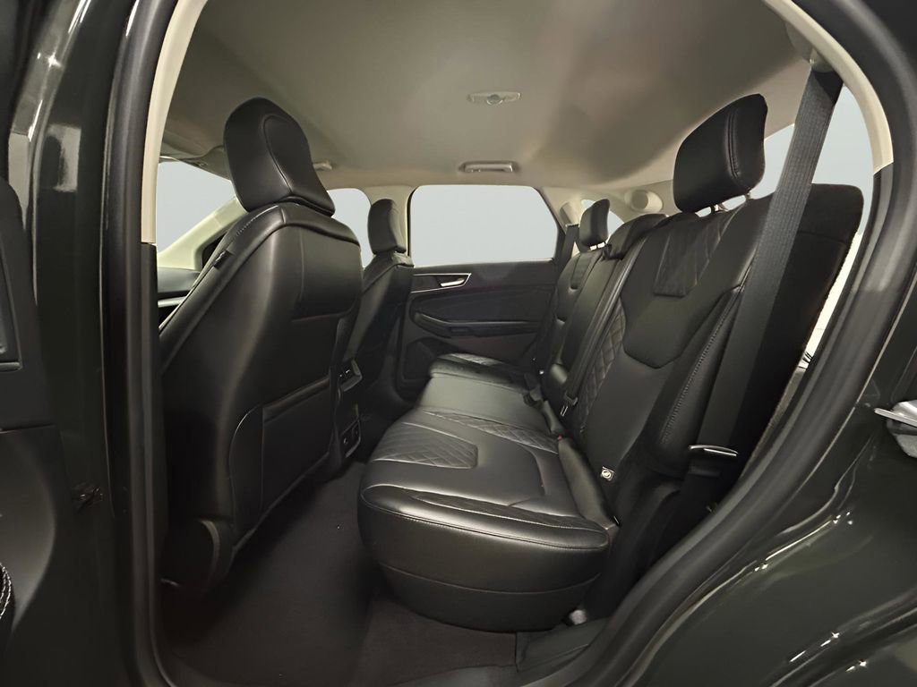 Certified 2024 Ford Edge Titanium image 28