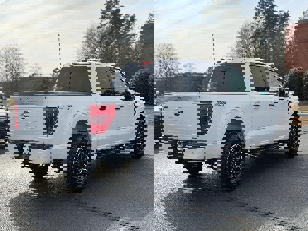 Certified 2023 Ford F150 XLT w/ Equipment Group 302A High image 4