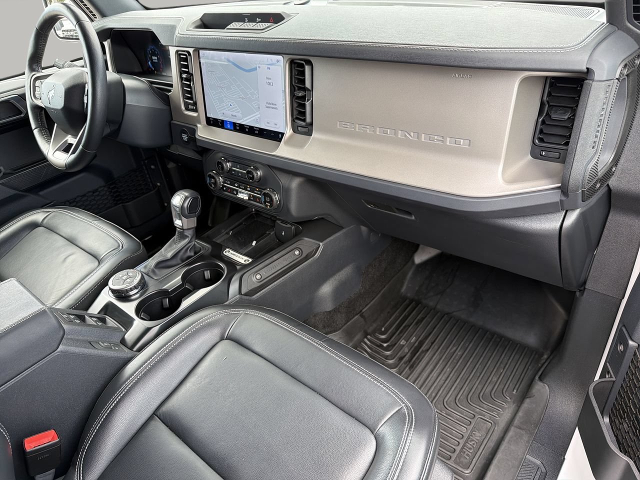 Certified 2025 Ford Bronco Outer Banks AWD/4WD image 11
