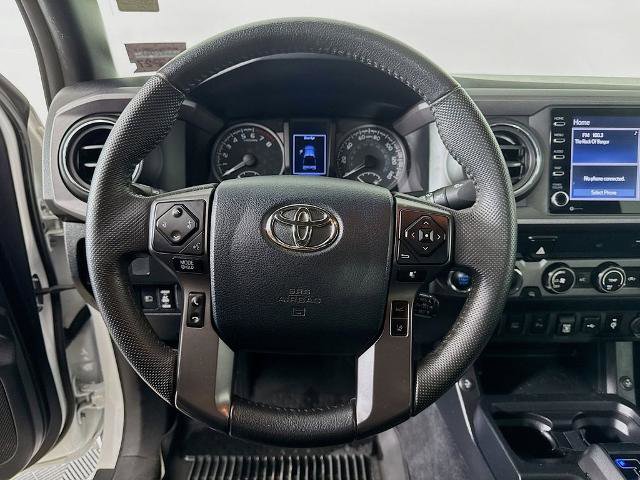 Used 2020 Toyota Tacoma TRD Off-Road w/ Technology Package AWD/4WD image 12