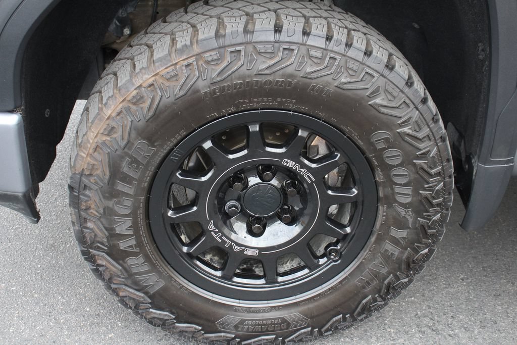 Used 2020 GMC Sierra 1500 Elevation w/ Elevation Value Package AWD/4WD image 14