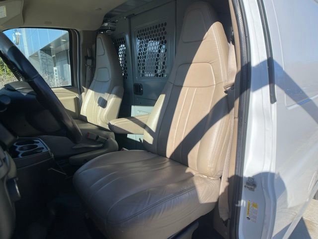 Used 2020 Chevrolet Express 2500 w/ Driver Convenience Package image 16