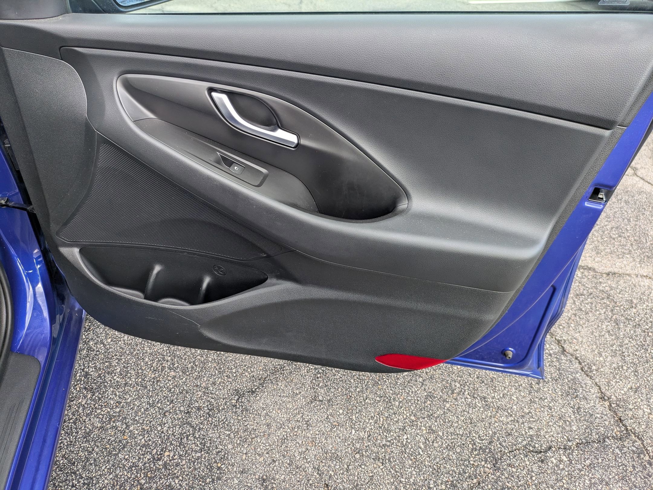 Used 2018 Hyundai Elantra GT image 31