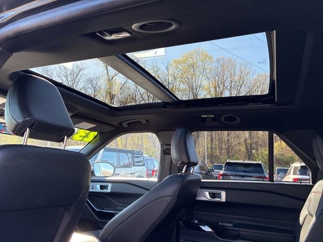 Certified 2023 Ford Explorer ST-Line image 14