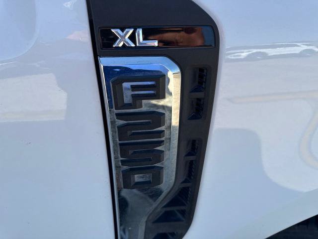 Certified 2023 Ford F250 XL w/ FX4 Off-Road Package AWD/4WD image 16