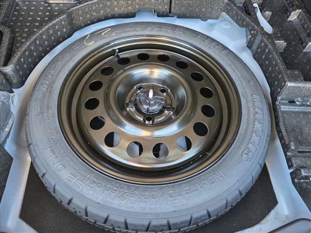 Certified 2025 Ford Escape Active AWD/4WD image 22