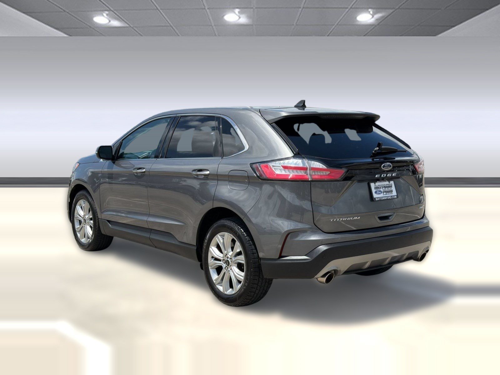 Certified 2023 Ford Edge Titanium AWD/4WD image 3