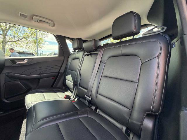 Certified 2025 Ford Escape Platinum AWD/4WD image 23