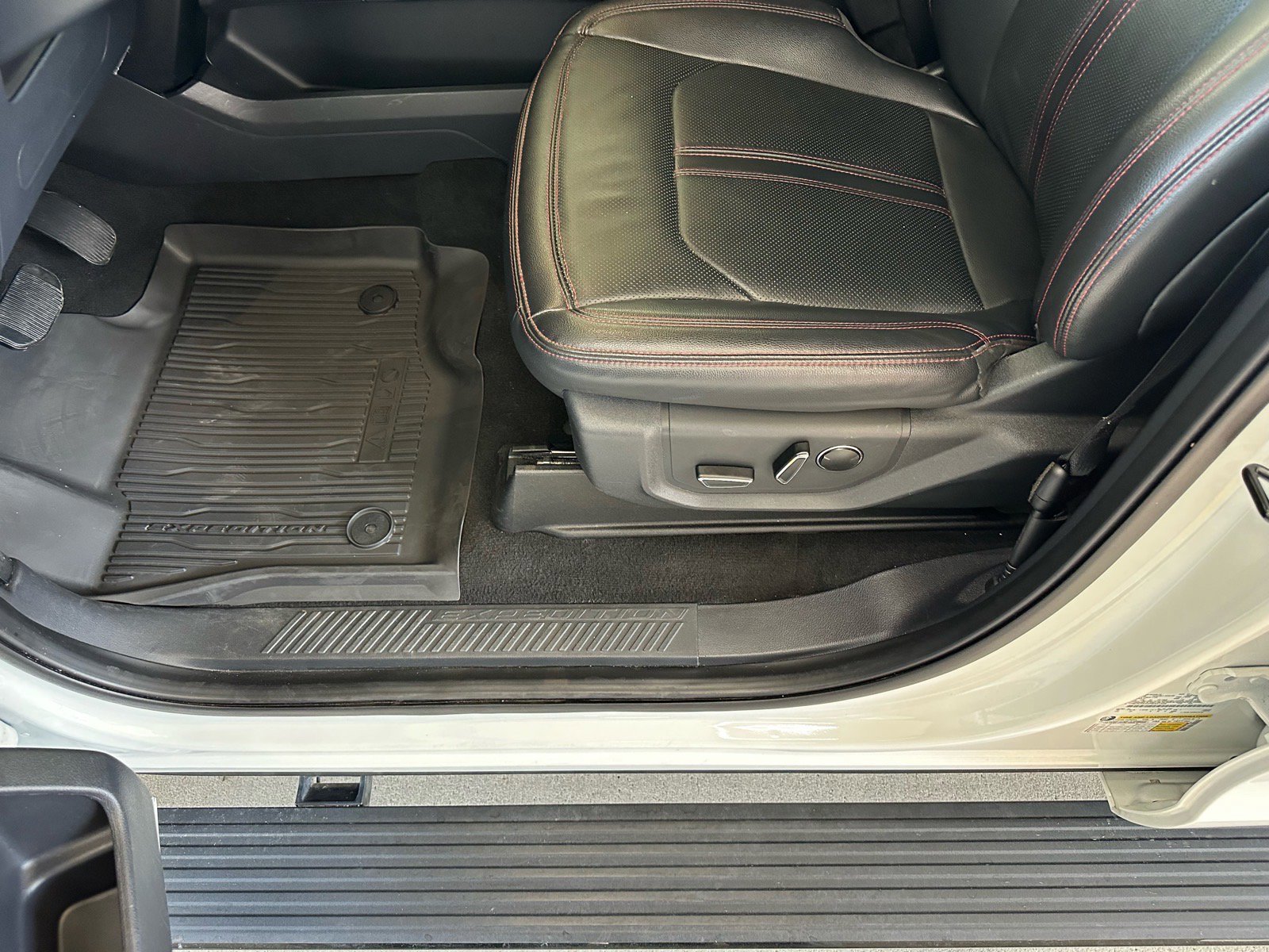 Certified 2023 Ford Expedition Max Limited image 19