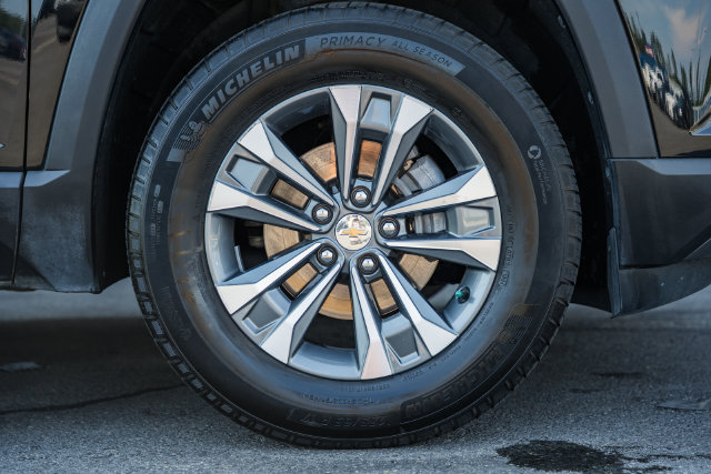 Used 2025 Chevrolet Equinox LT w/ Convenience Package II AWD/4WD image 29