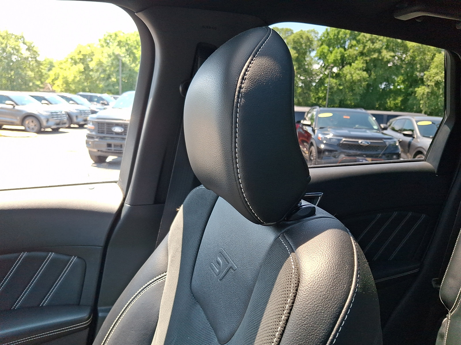 Certified 2019 Ford Edge ST w/ Equipment Group 401A AWD/4WD image 17