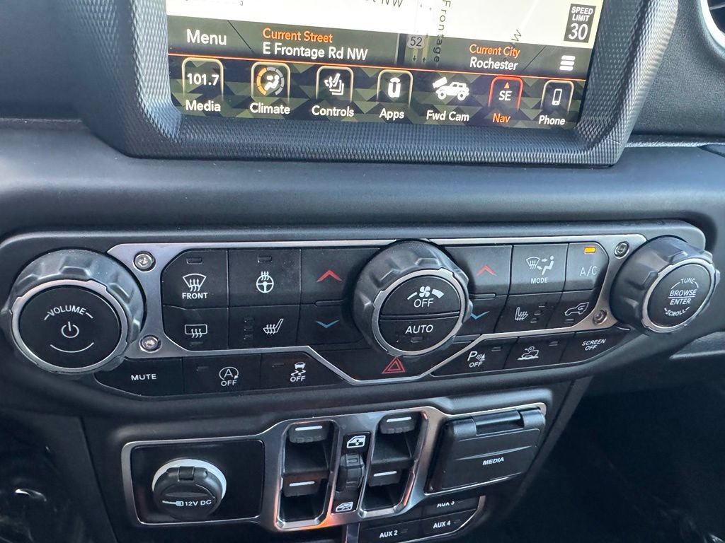 Used 2021 Jeep Wrangler Unlimited Sahara AWD/4WD image 19
