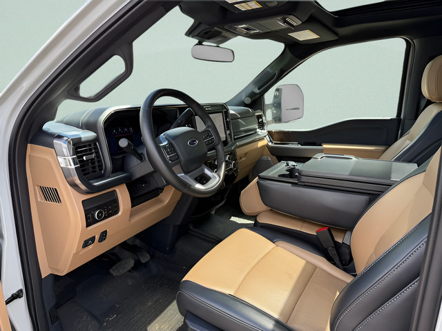 Certified 2025 Ford F350 Lariat w/ Black Appearance Package AWD/4WD image 4