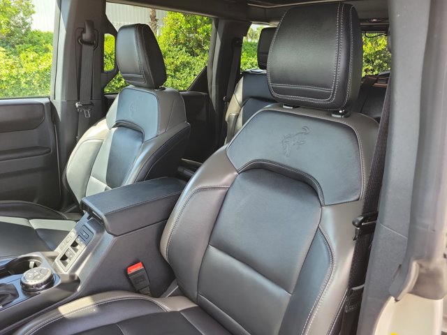 Certified 2025 Ford Bronco Outer Banks AWD/4WD image 18