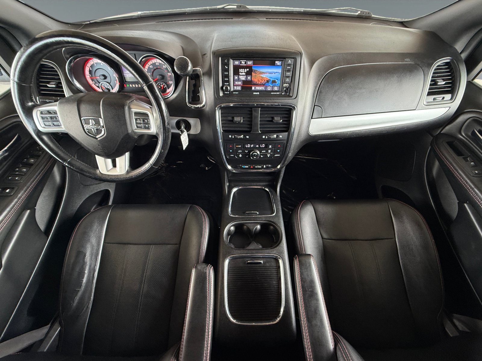 Used 2018 Dodge Grand Caravan GT FWD image 14