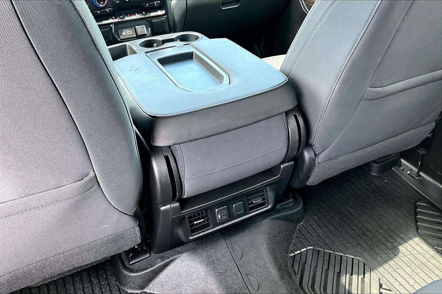 Used 2020 Chevrolet Silverado 1500 RST AWD/4WD image 11