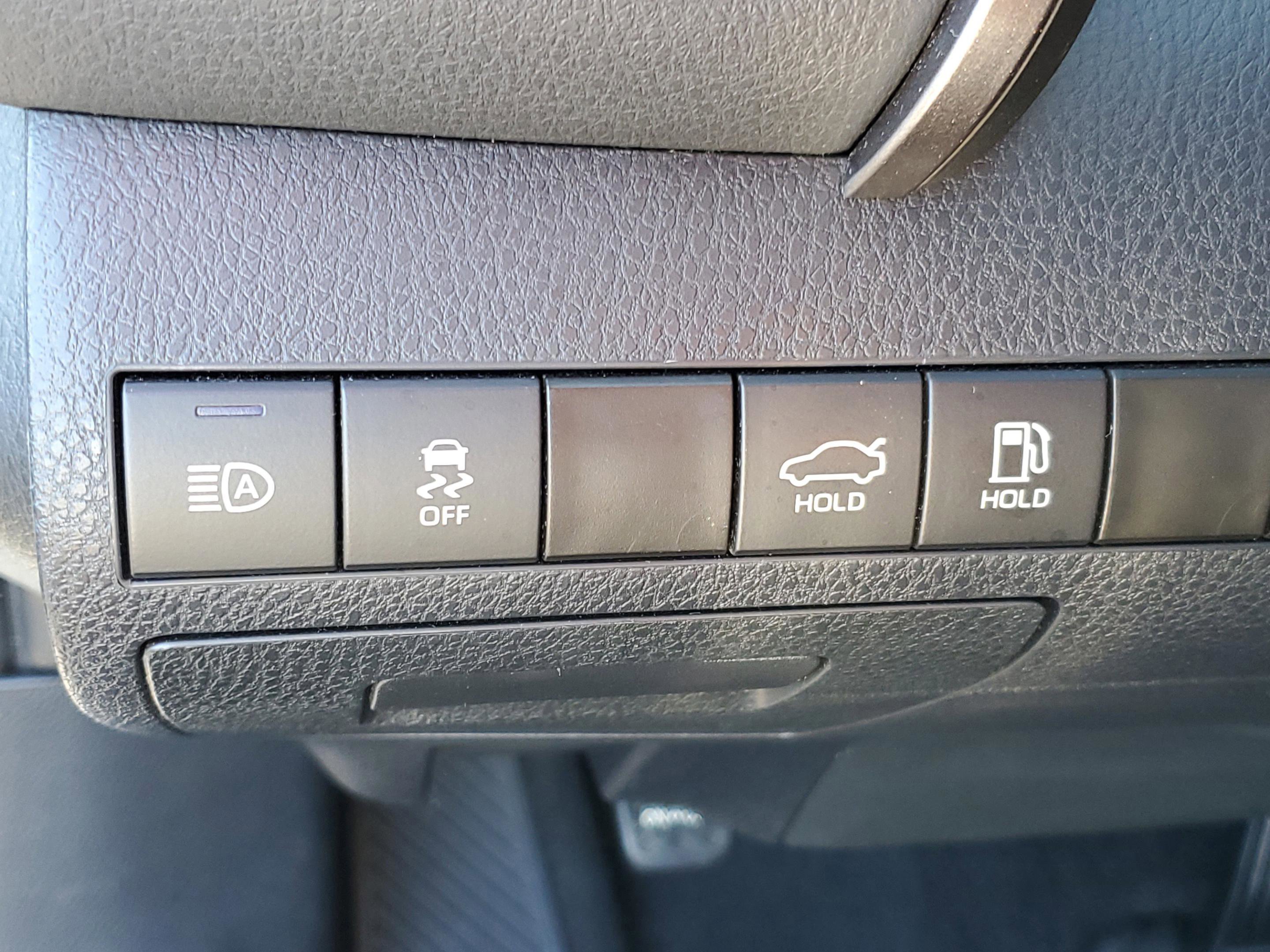 Used 2024 Toyota Camry SE image 21