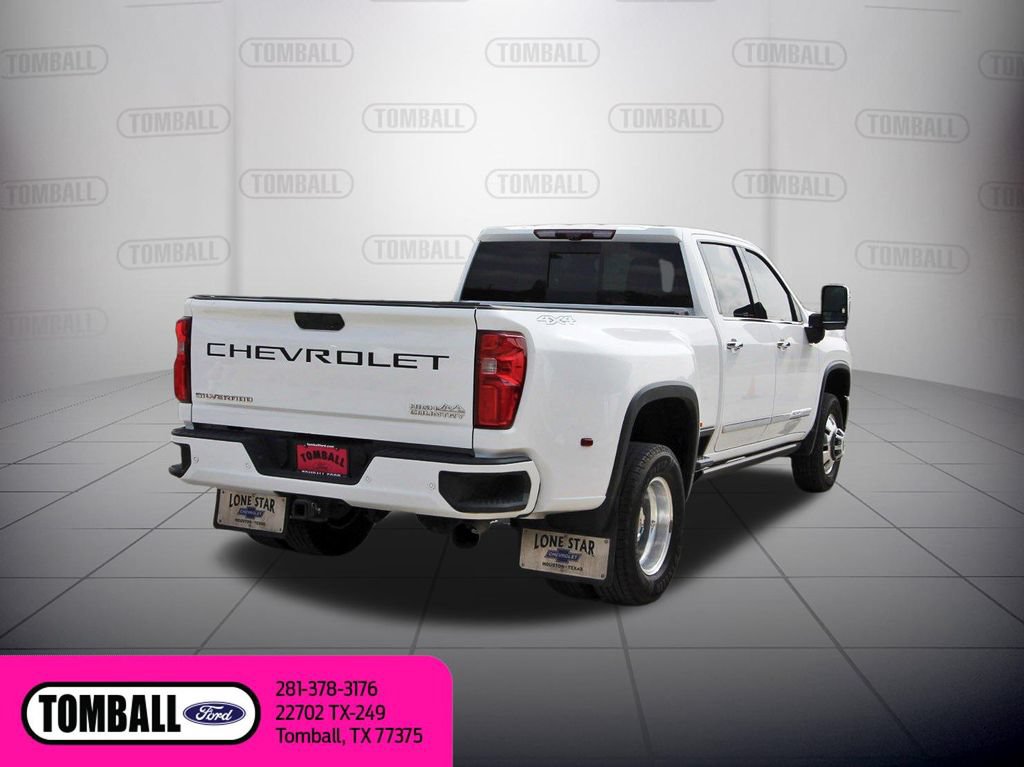 Used 2024 Chevrolet Silverado 3500 High Country w/ High Country Premium Package AWD/4WD image 8