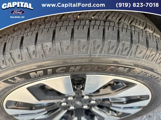 Certified 2025 Ford Expedition Max Platinum w/ Driver's Package AWD/4WD image 14