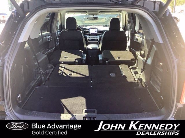 Certified 2023 Ford Explorer XLT w/ Equipment Group 202A AWD/4WD image 37