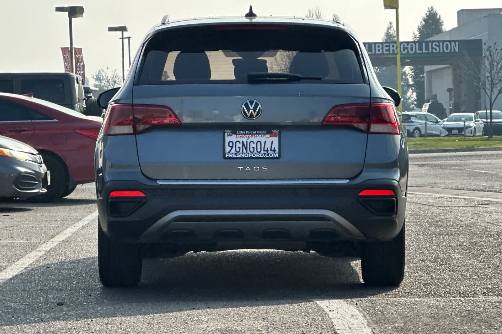 Used 2023 Volkswagen Taos S w/ Driver Assistance Package image 4