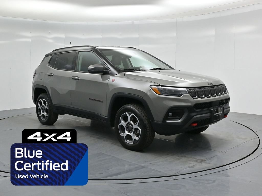 Used 2022 Jeep Compass Trailhawk w/ Trailhawk Elite Group image 1