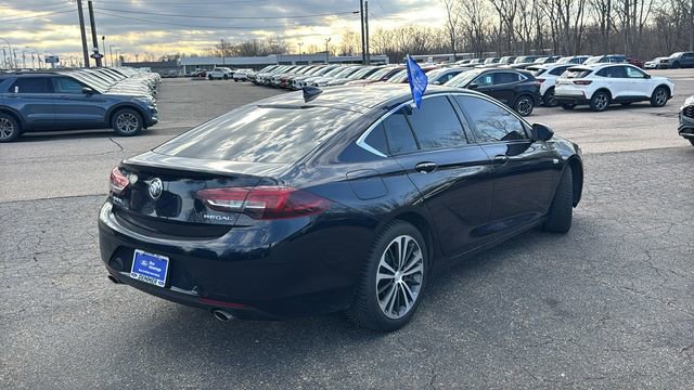 Used 2018 Buick Regal Essence FWD image 5