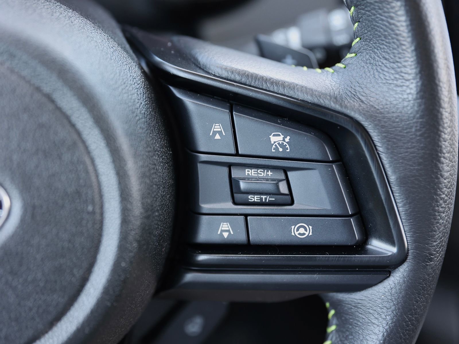 Used 2023 Subaru Ascent Onyx Edition image 40