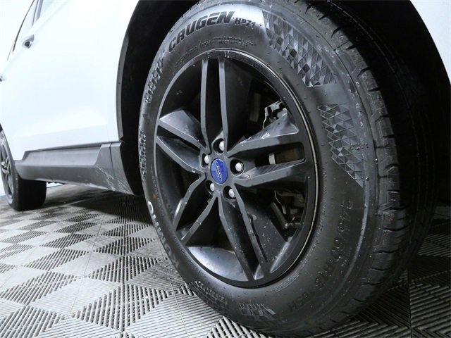 Certified 2017 Ford Edge SEL w/ Equipment Group 201A image 2