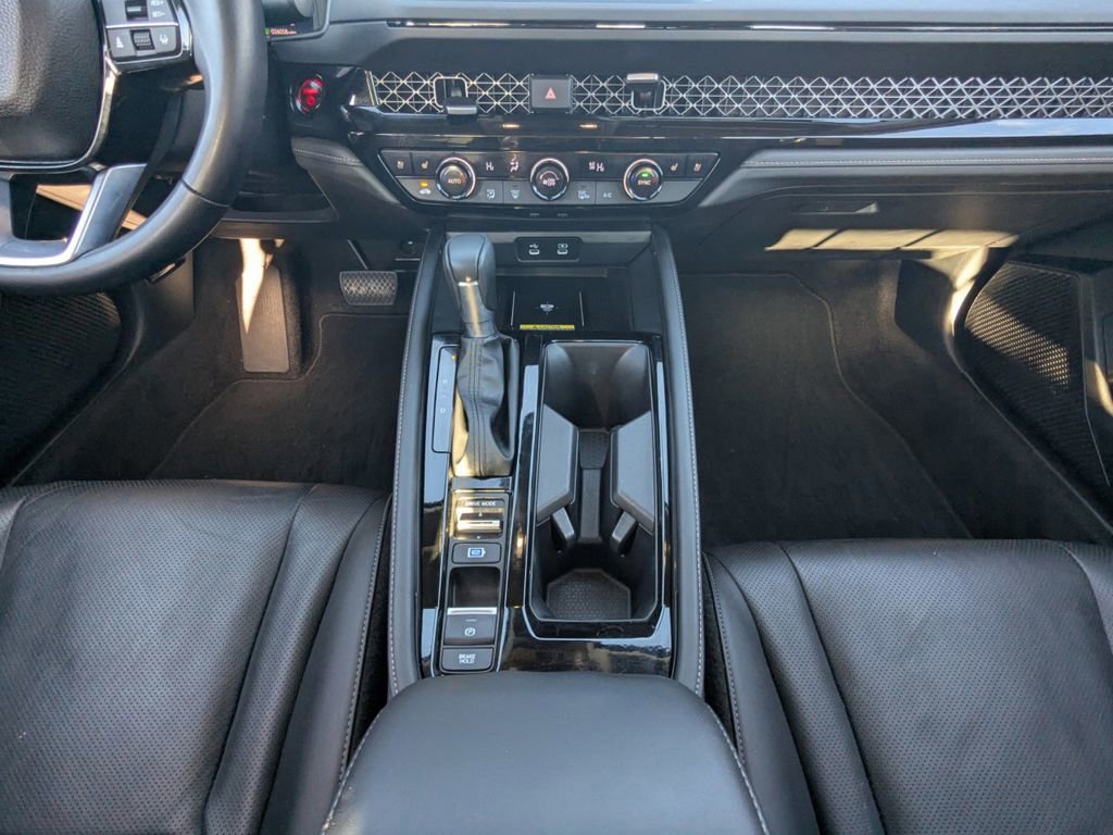 Used 2024 Honda Accord Touring image 23