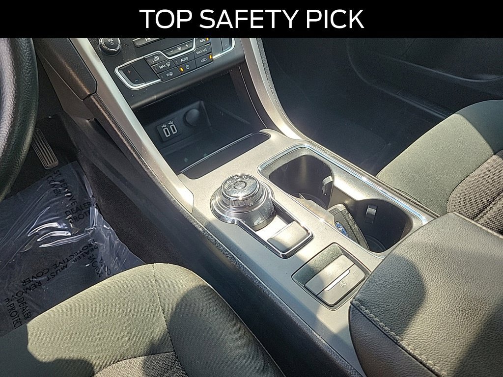 Certified 2020 Ford Fusion SE FWD image 29