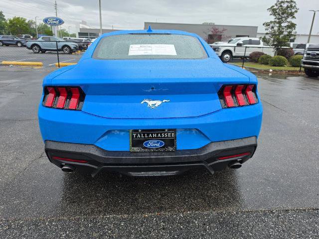 Certified 2025 Ford Mustang Coupe RWD image 4