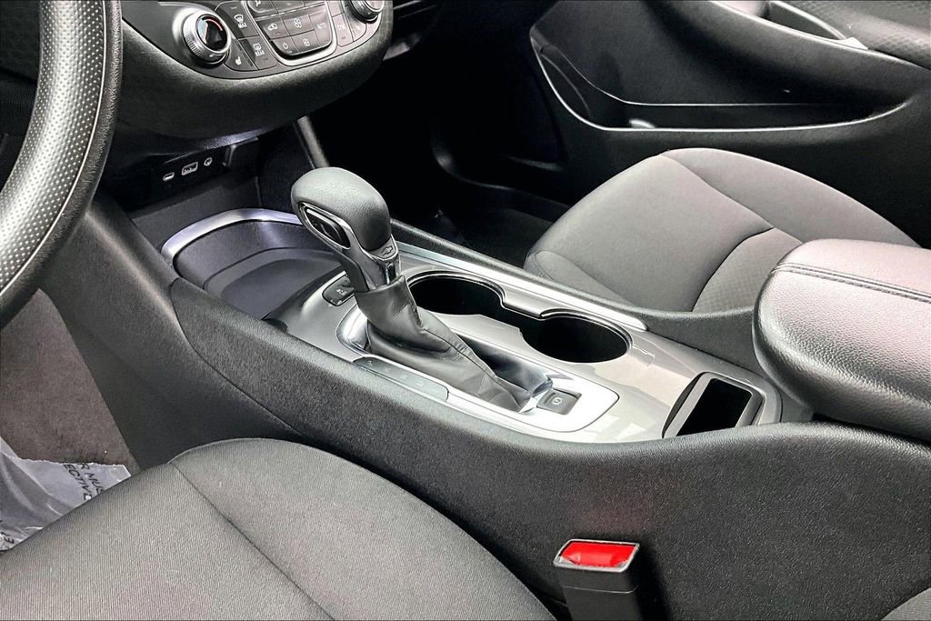 Used 2025 Chevrolet Malibu LT FWD image 15