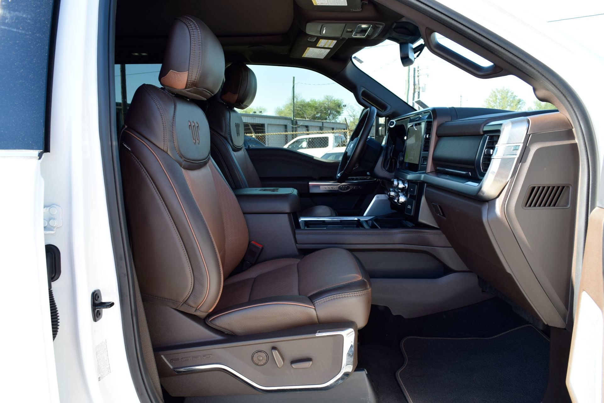 Certified 2025 Ford F250 King Ranch w/ Tremor Off-Road Package image 23