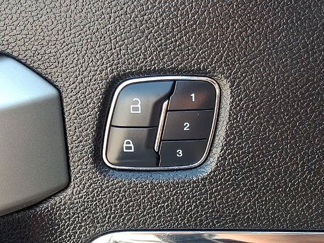 Certified 2018 Ford F250 Lariat w/ Chrome Package AWD/4WD image 27