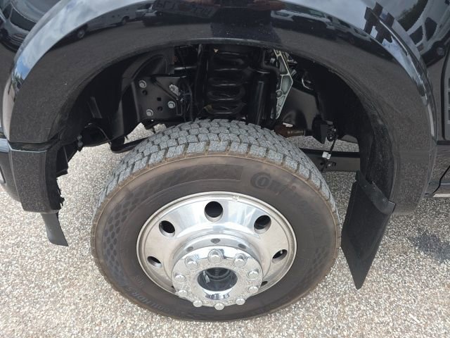 Certified 2026 Ford F450 Platinum w/ Platinum Plus Package image 7
