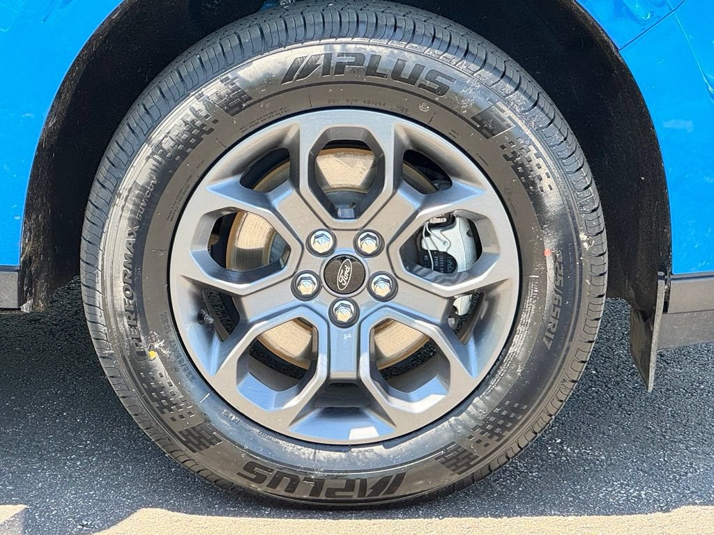 Certified 2025 Ford Maverick XLT FWD image 42