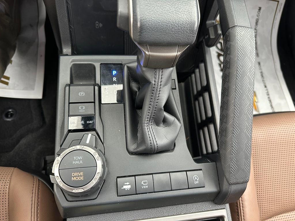 Used 2025 Toyota 4Runner Limited image 11