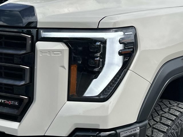 Used 2026 GMC Sierra 2500 AT4X AWD/4WD image 9