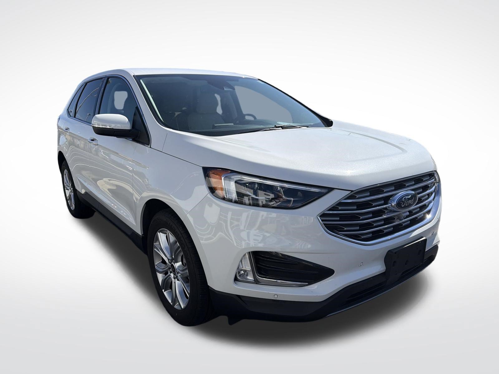 Certified 2023 Ford Edge Titanium w/ Equipment Group 301A AWD/4WD image 4