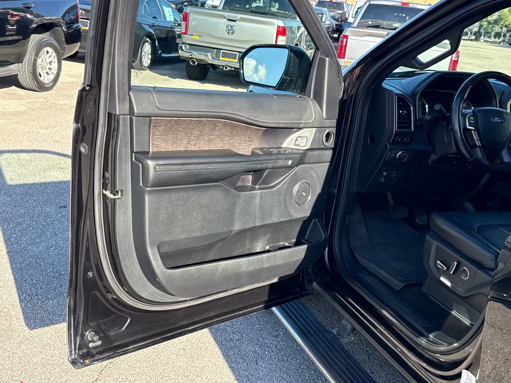 Certified 2021 Ford Expedition Limited image 14