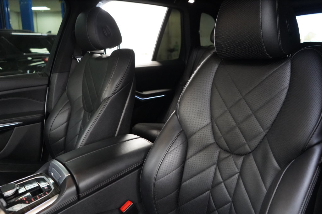 Used 2023 BMW X5 xDrive40i AWD/4WD image 19