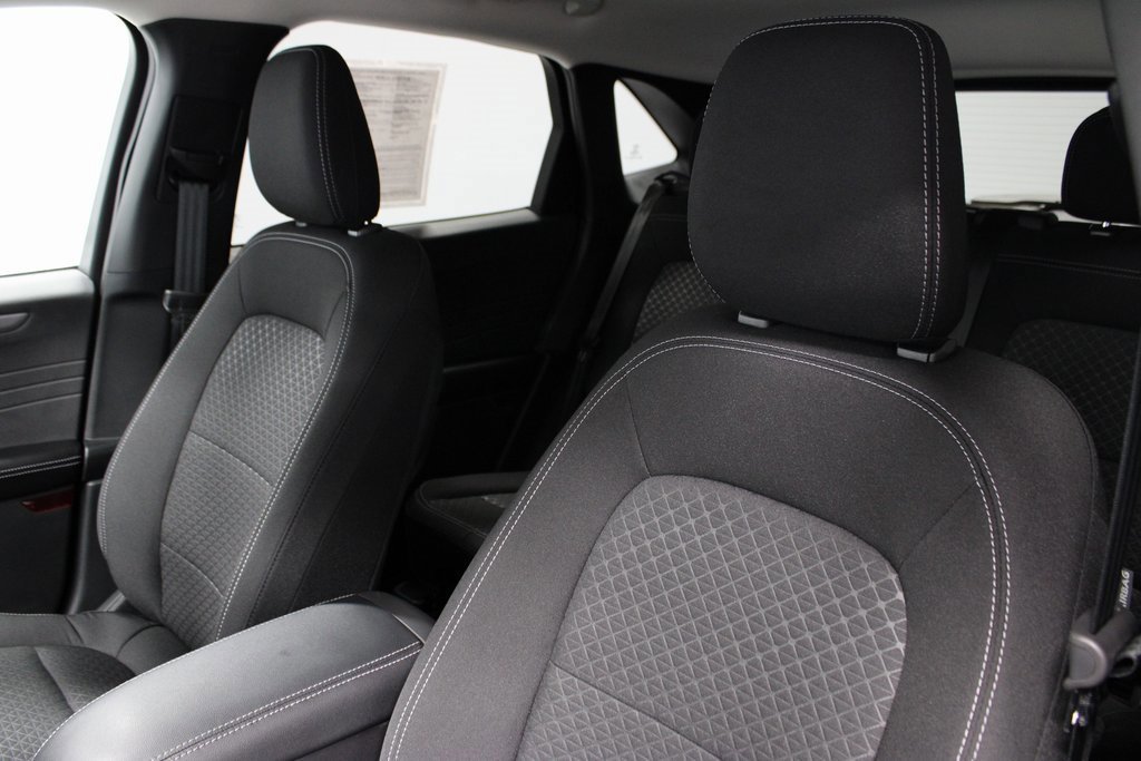 Certified 2025 Ford Escape Active image 25