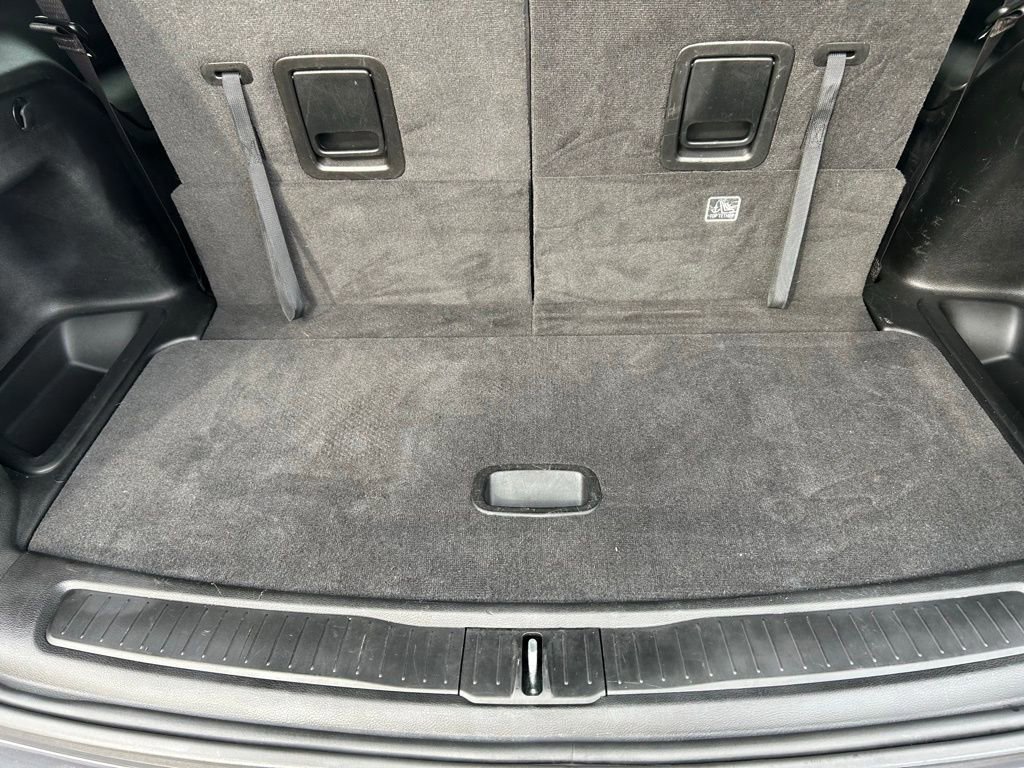 Used 2022 Jeep Grand Cherokee L Limited image 11