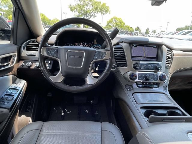 Used 2018 GMC Yukon Denali w/ Denali Ultimate Package AWD/4WD image 9