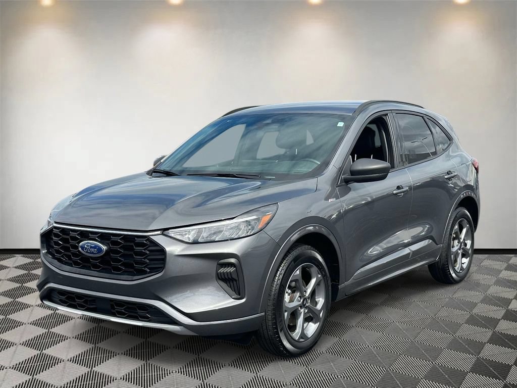 Certified 2023 Ford Escape ST-Line w/ Tech Pack #1 AWD/4WD image 6