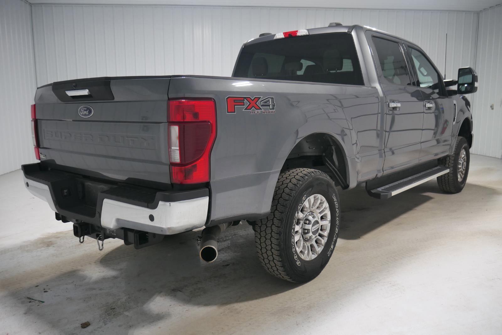 Certified 2022 Ford F250 XLT w/ XLT Premium Package image 5