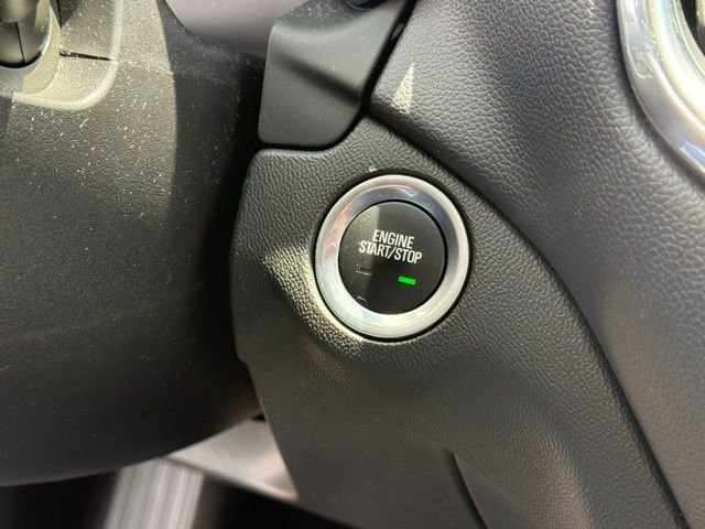 Used 2020 Chevrolet Equinox LT FWD image 17