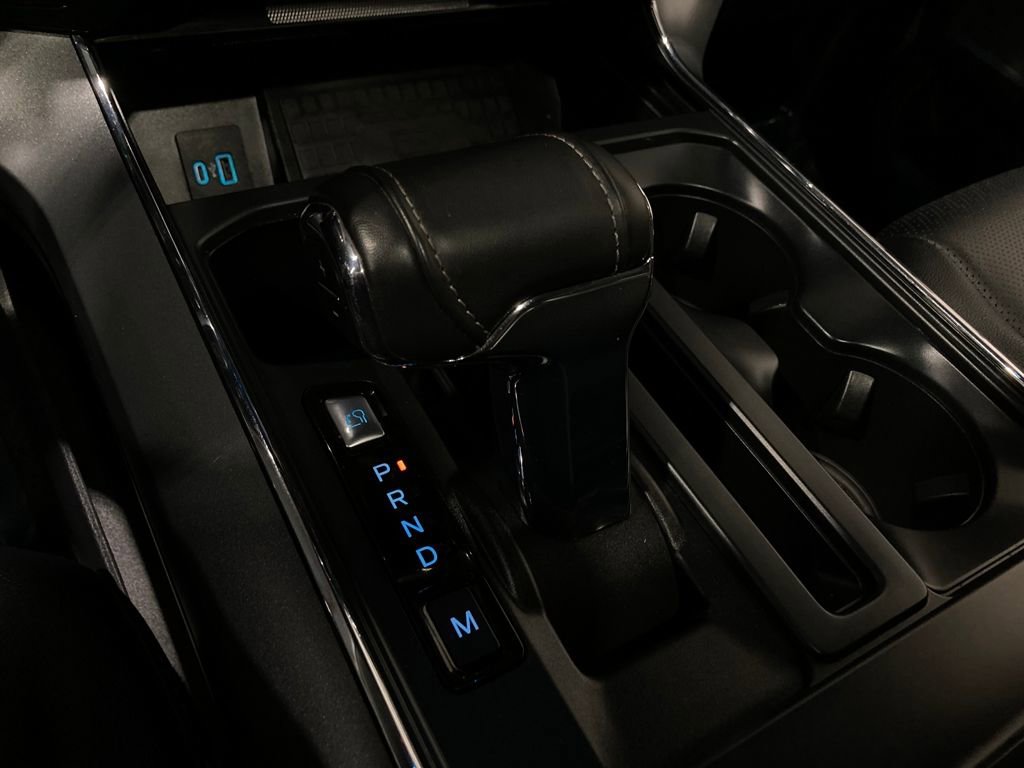 Certified 2022 Ford F150 Lariat w/ Equipment Group 502A High image 33