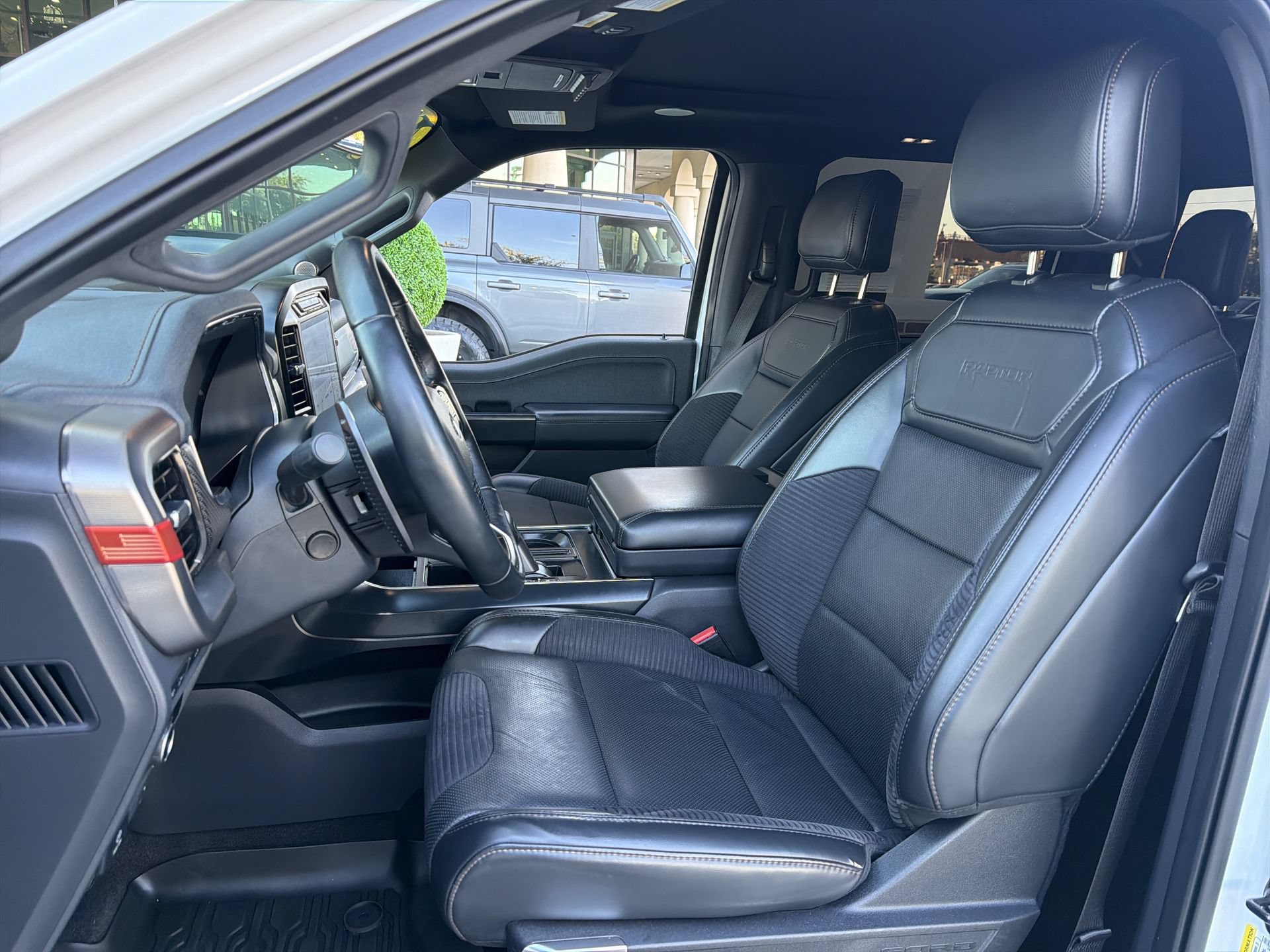 Certified 2023 Ford F150 Raptor w/ Raptor Carbon Fiber Package AWD/4WD image 11